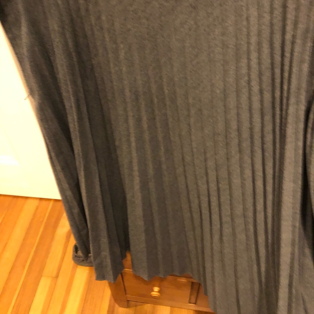 Evan-Picone Gray Pleated Skirt - Picture 3 of 5